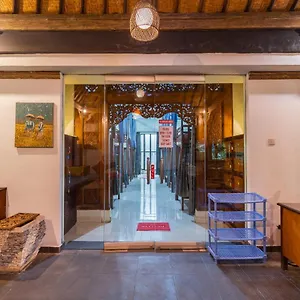  Hostel Bamboo Endonezya