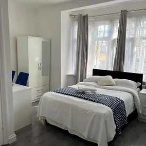 Starlet Appartamento Wanstead