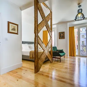 4* Konukevi Quinta Colina By Shiadu