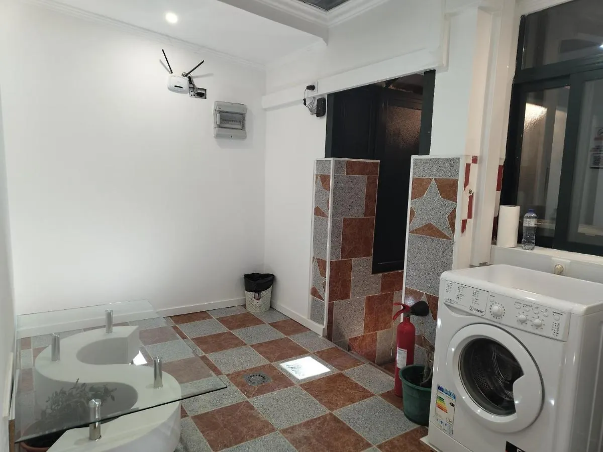 Apartamento Sebastian Lissabon 0*,